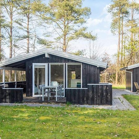 5 Person Holiday Home In Oksb L Dyreby Экстерьер фото